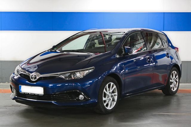 Toyota Auris  Design Edition Rückfahrkamera