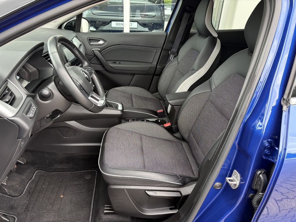 RENAULT Captur - Bild 8