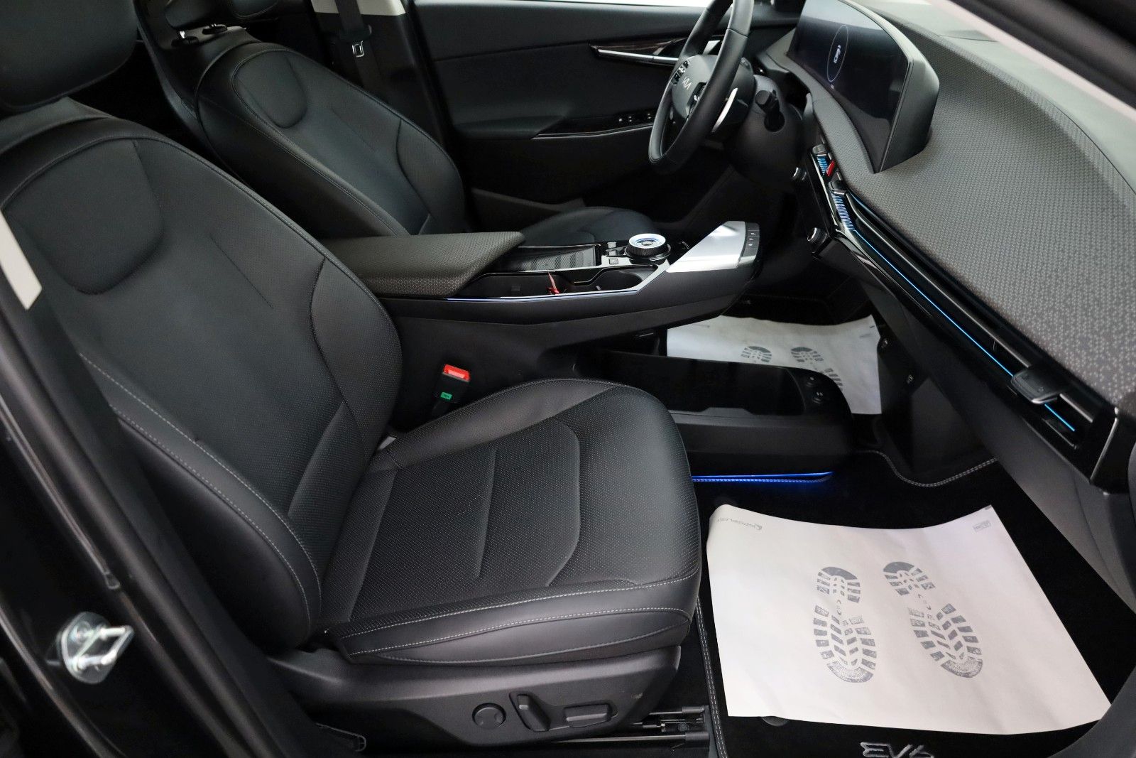 Fahrzeugabbildung Kia EV6 Business 77,4kWh, 4xSH,Standhzg,Wärmepu.,ACC