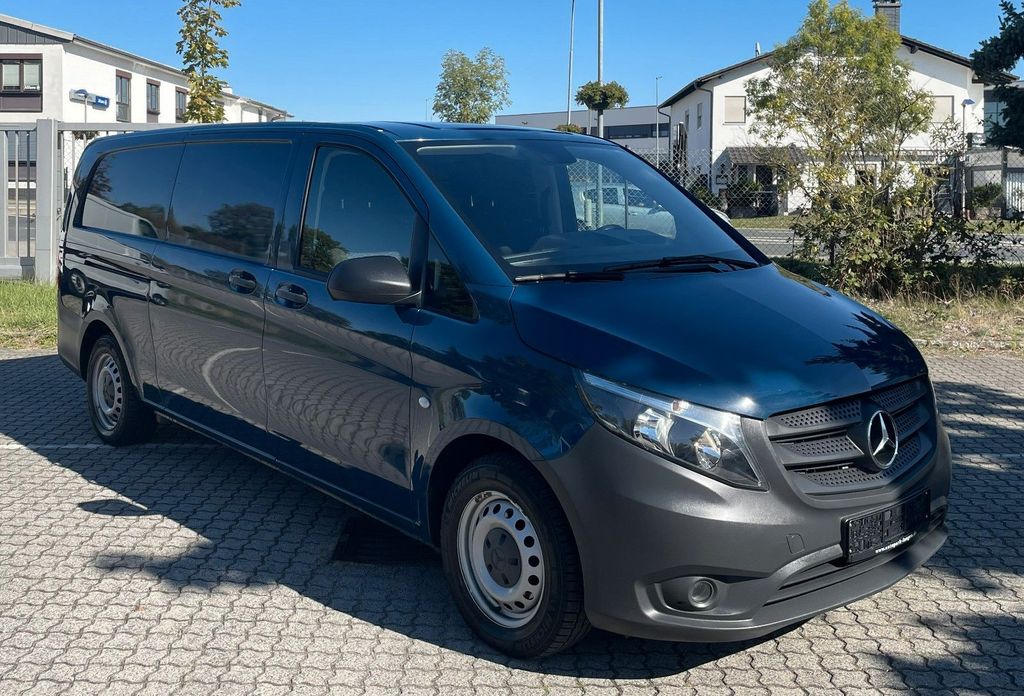 Image of Mercedes-Benz Vito