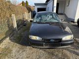 Ford Mondeo - gebrauchte Ford Mondeo aus dem Jahr 1995