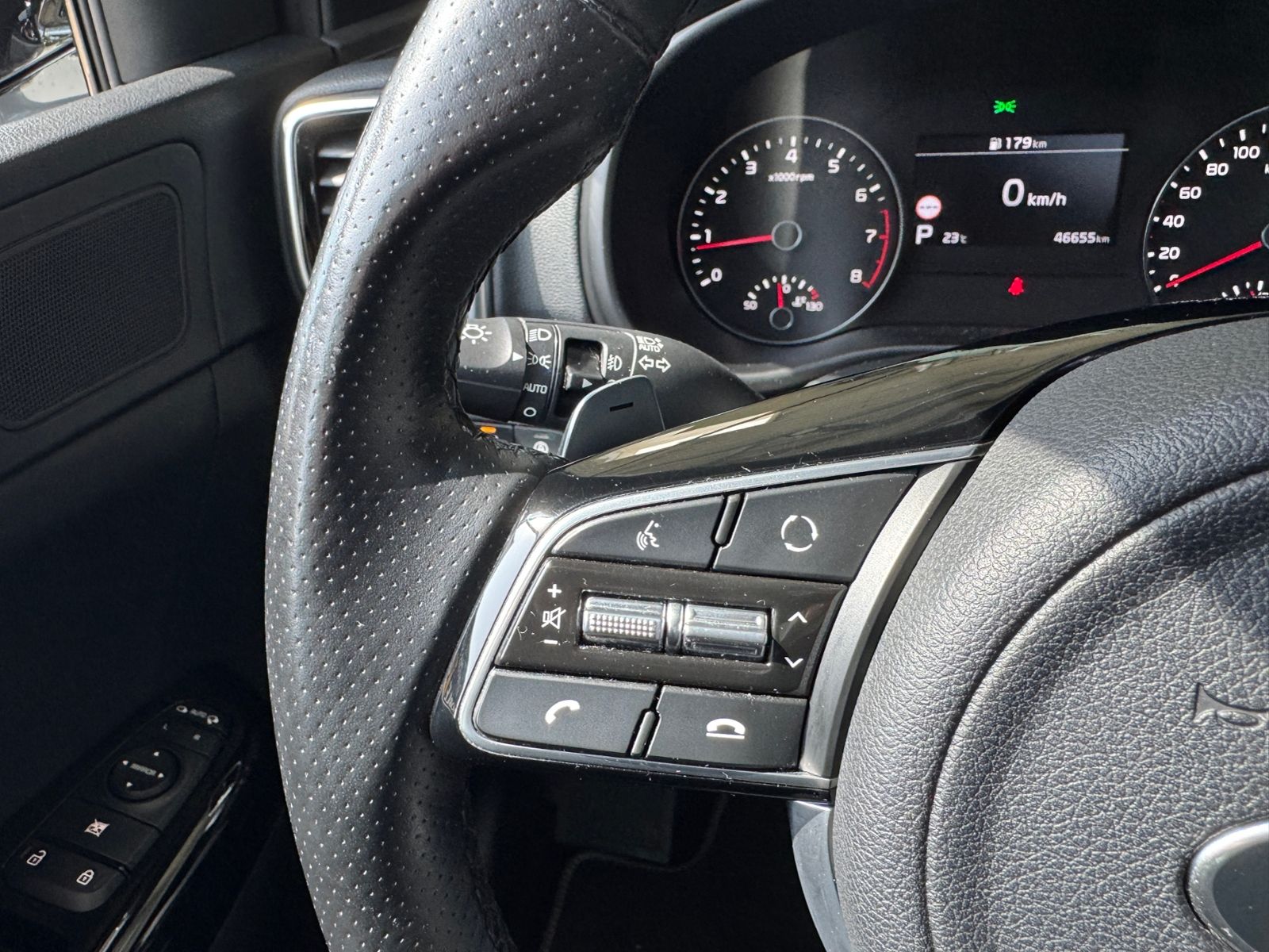Fahrzeugabbildung Kia Sportage GT-Line 4WD PANO 360° LED NAVI
