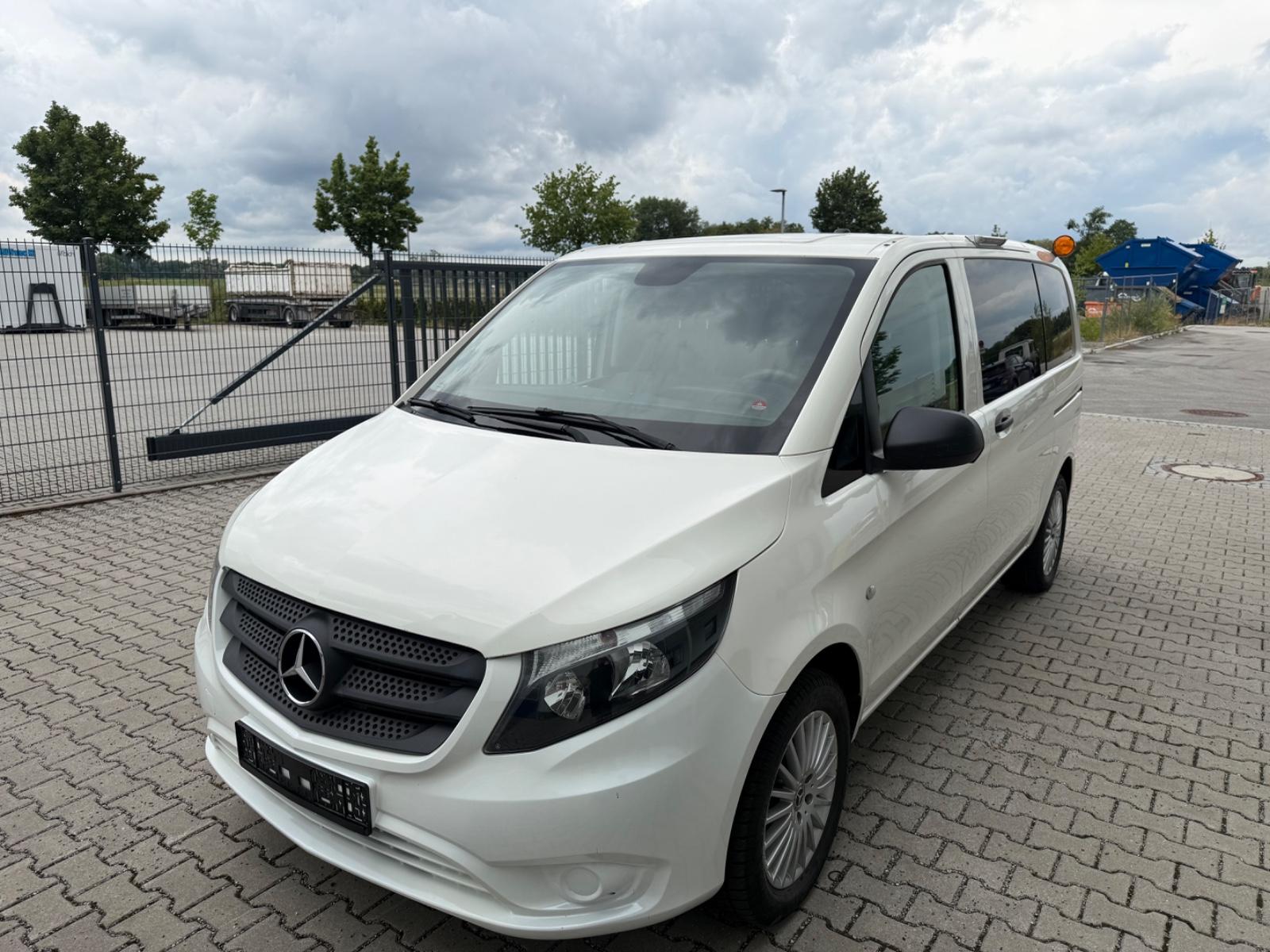 Mercedes-Benz Vito 119CDI 4MATIC*2xS.Tür*8Sitze*1Hand*Kam*Tüv*