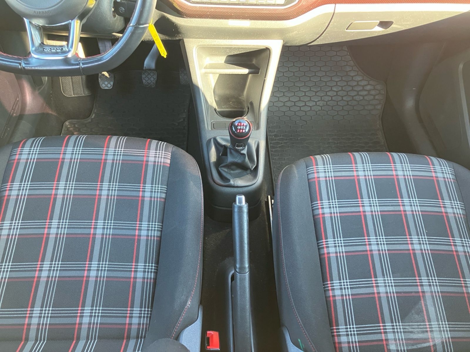 Volkswagen up! - Bild 9