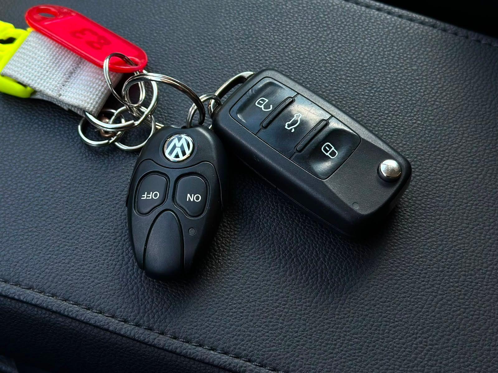 Volkswagen Caddy Maxi 1.4TSI HIGHLINE 7SITZE#SH#SHZ#ACC#AHK