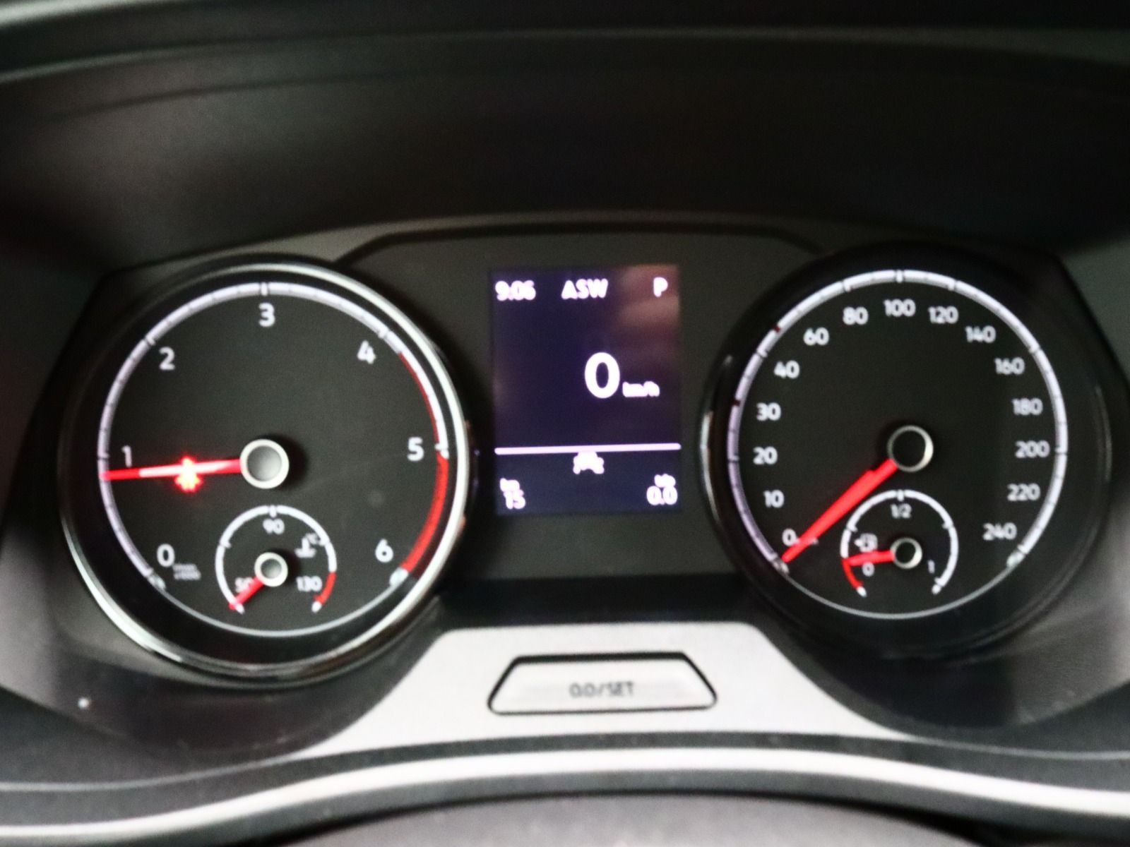 Volkswagen T6 Caravelle - Bild 16