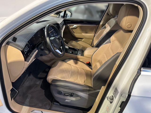 Touareg 4.0 TDI DSG 4M ATMOSPHERE IQ. LIGHT+AHK+