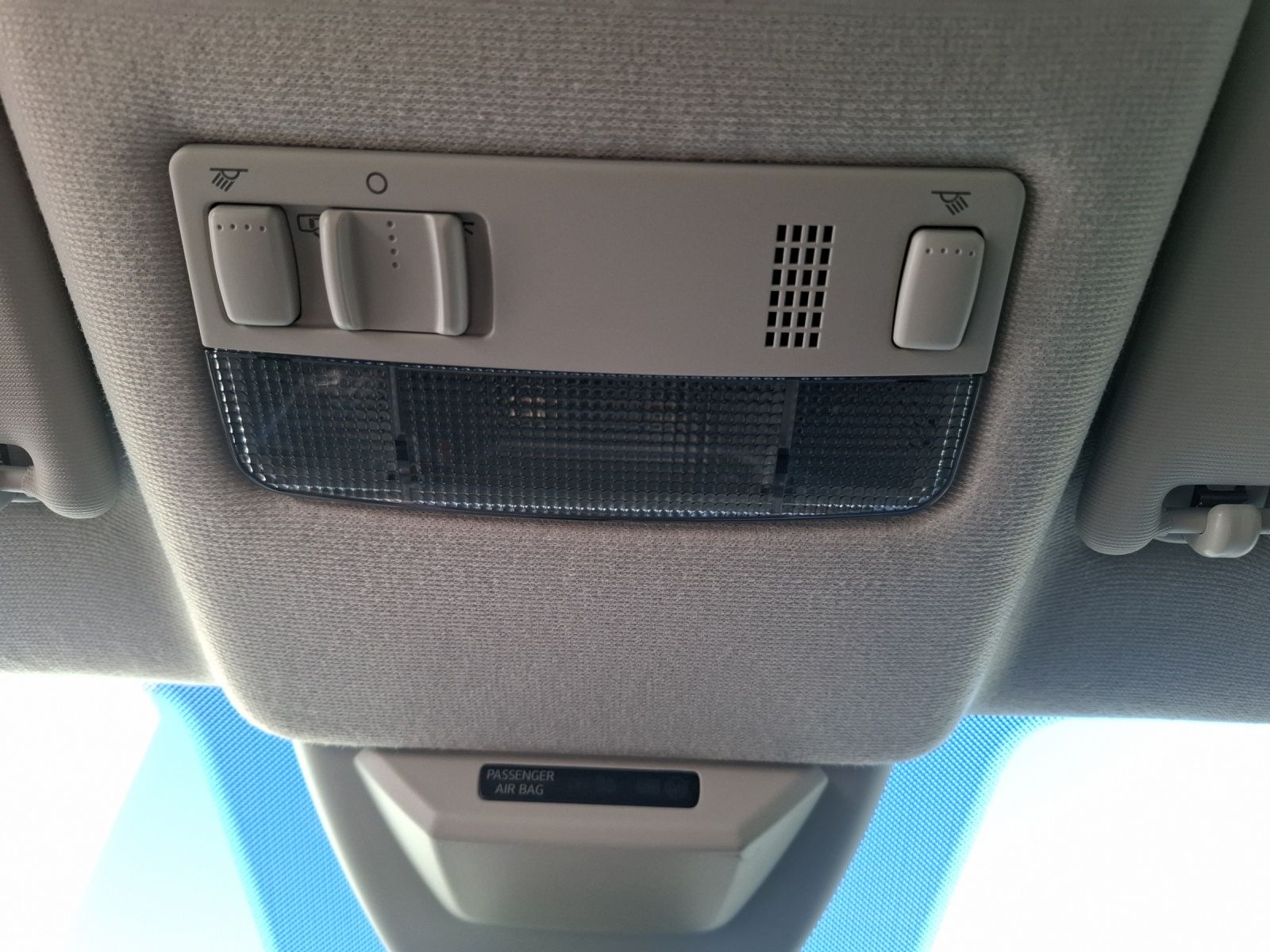 Fahrzeugabbildung Volkswagen e-up! Max Climatronic GRA RFK DAB SH LM