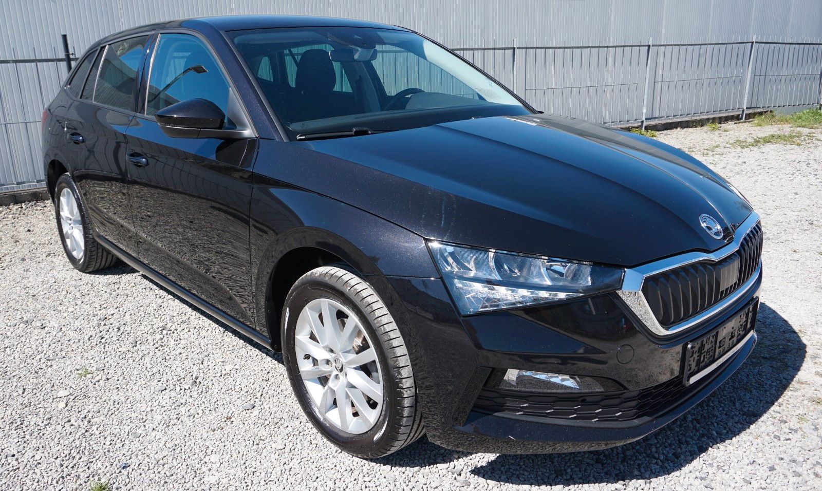 Fahrzeugabbildung SKODA Scala Ambition, Kamera, Navi, CarPlay, AHK