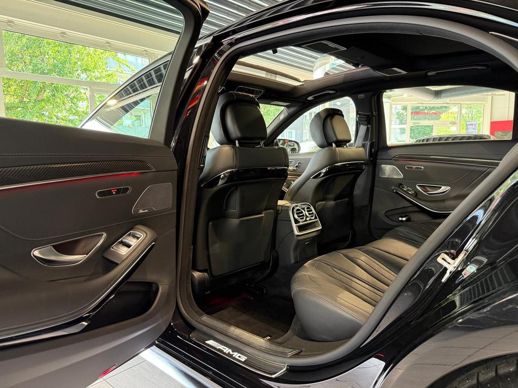 Mercedes-Benz S 63 AMG