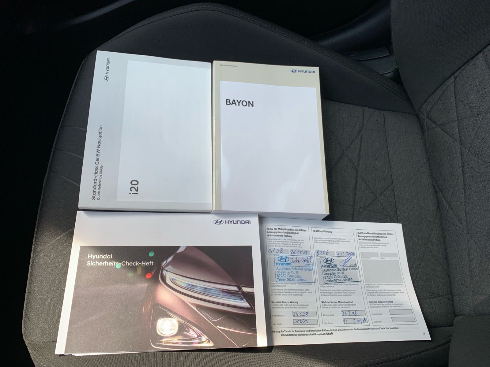 Fahrzeugabbildung Hyundai BAYON 1.0 T-GDI Trend Mild-Hybrid LED Navi