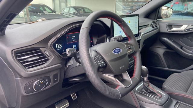 Fahrzeugabbildung Ford Focus Turnier ST-Line X, Styling*PANO*Matrix-LED