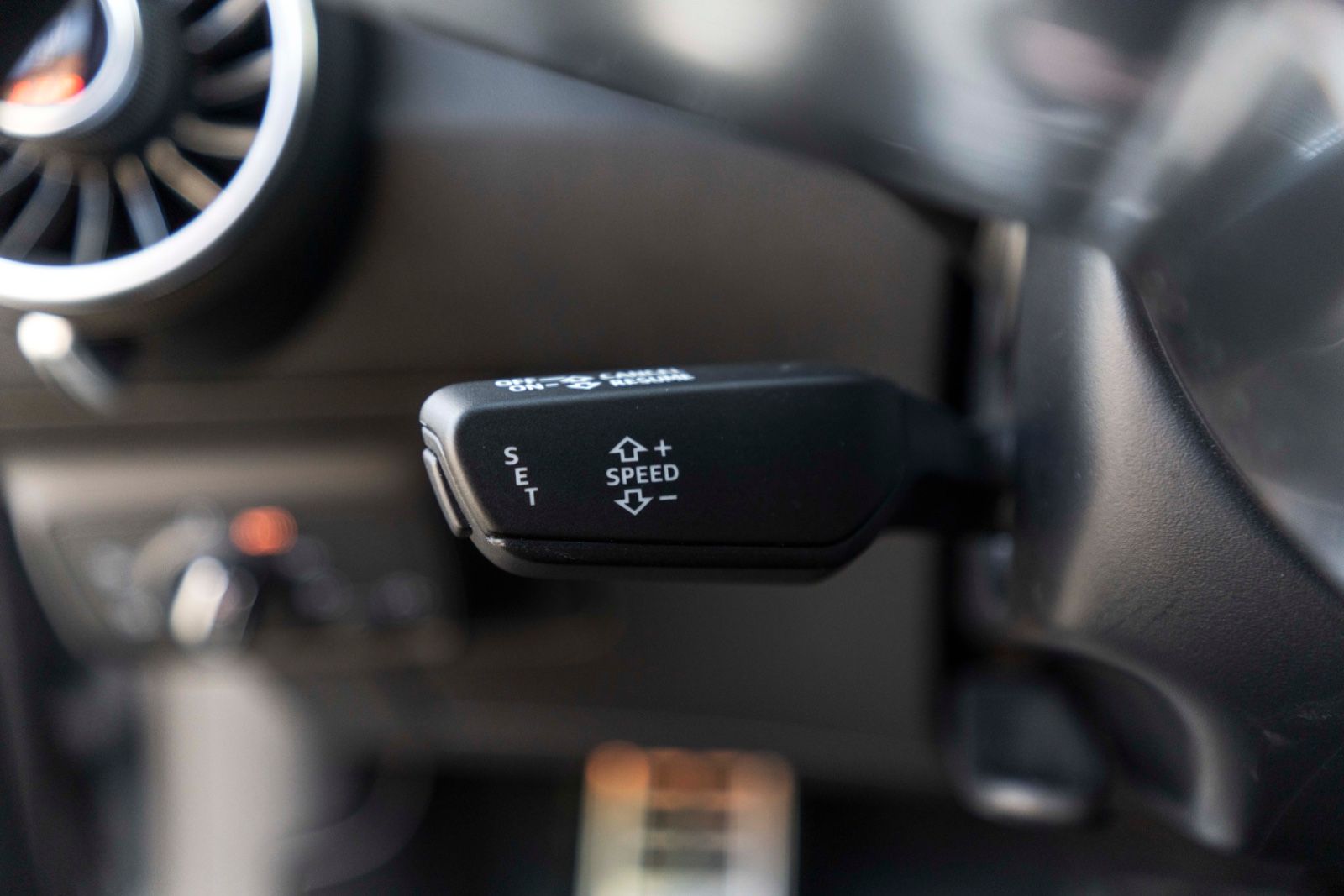 Fahrzeugabbildung Audi TT Coupe 2.0TFSI S-Tronic KAM B&O LED QUATTRO