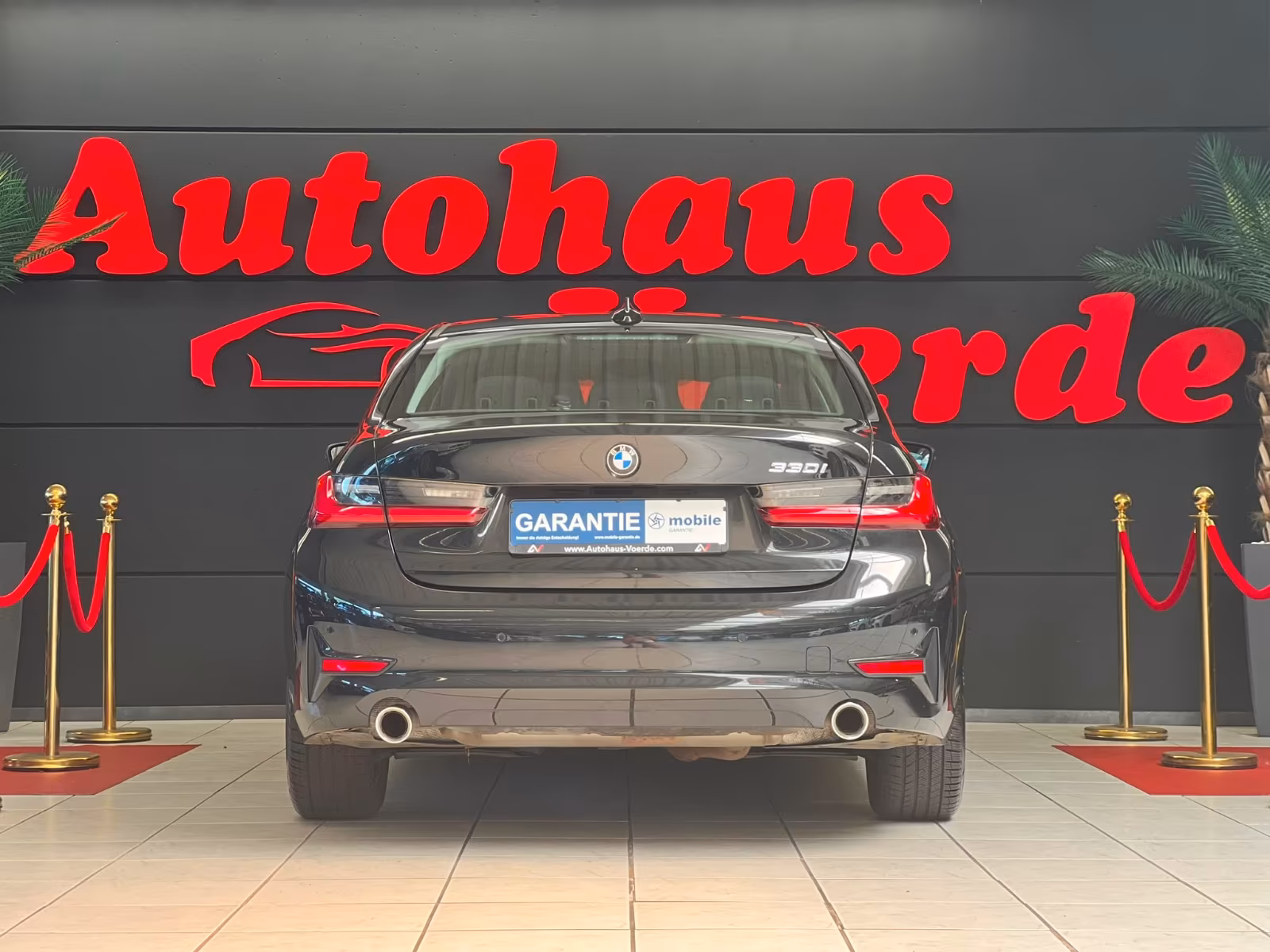 BMW 330 i Advantage Automatik /NAVI/SHZ/MULTI/TOP