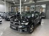 Volvo XC40  T4 Recharge Core LED Temp. CarPlay AHK - Volvo XC40 Core mit Hybrid-Antrieb (Benzin/Elektro)