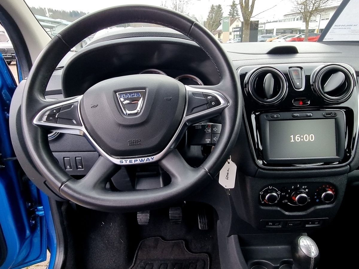 Fahrzeugabbildung Dacia Lodgy Stepway Plus TCe 130