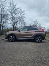 Mitsubishi Eclipse Cross 1.5 ClearTec Turbo-Benziner 4W... - Mitsubishi in Stuttgart