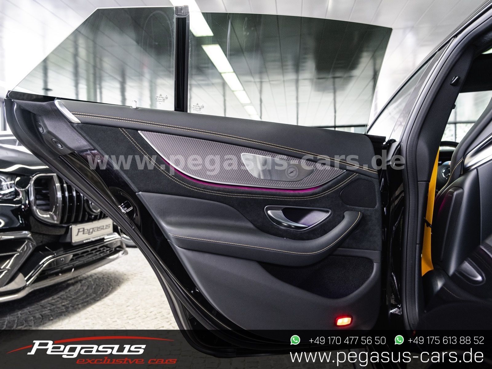 MERCEDES-BENZ AMG GT - 30