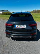 Audi RSQ3 2.5 TFSI S tronic quattro - - schwarze Audi RSQ3