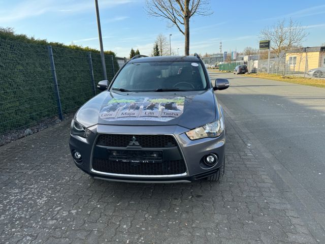 Mitsubishi Outlander Instyle 4WD