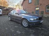 BMW E46 320i - BMW 320 aus 2001: 320i