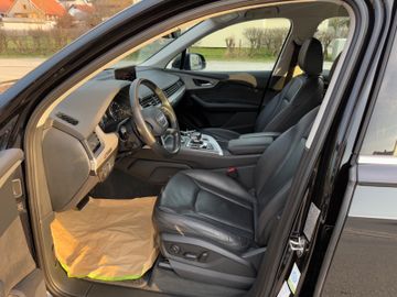 Audi Q7 - 9