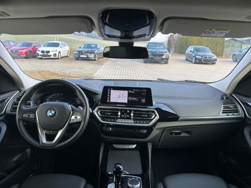 BMW X4 - 11