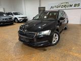 Skoda Superb Combi 2.0TDI DSG/AHK/CAM/GRA/SHZ/LED/NAVI - Skoda Superb in Braunschweig