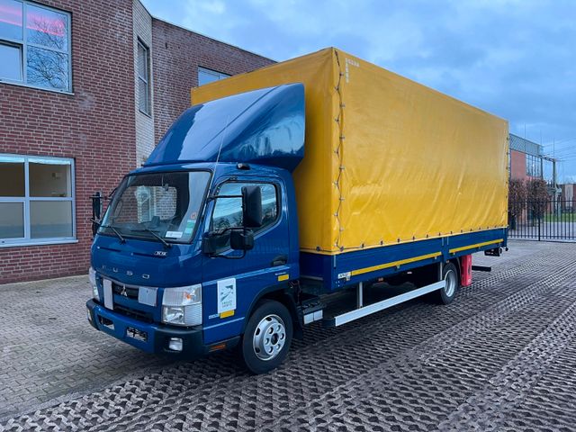 FUSO Canter 7C18 Pritsche Plane mit Ladebordwand