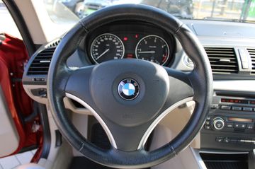 BMW 120d SedonarotBI-XenonPDCLEDER
