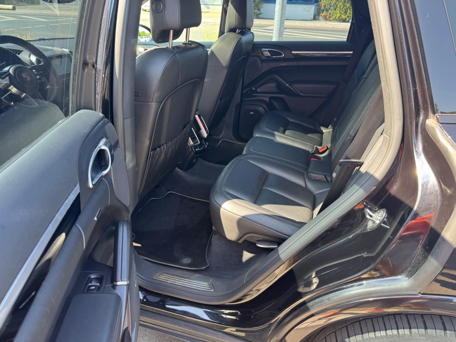 Porsche Cayenne Diesel S/GSD/Memory/4xSHZ/Tempo/Bose/22"