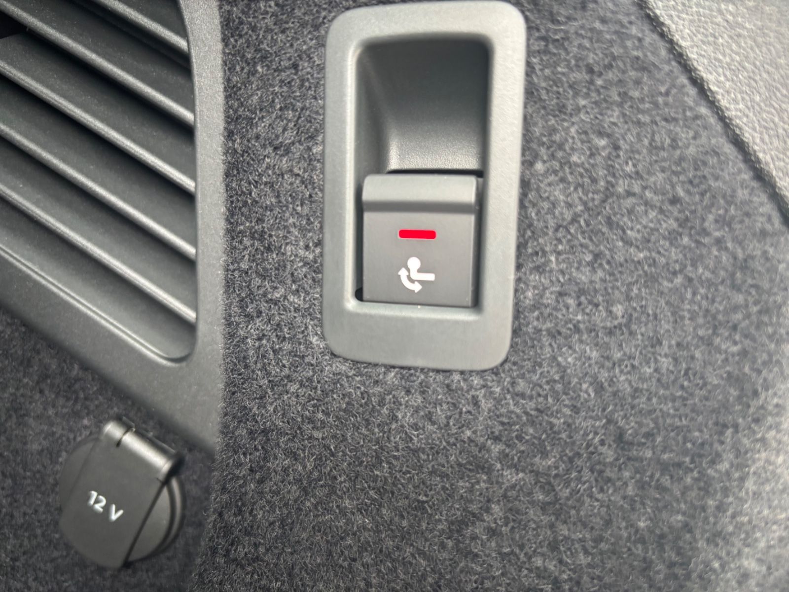 Fahrzeugabbildung Audi A5 Avant TFSI AHK ACC Kam