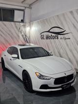 Maserati Ghibli V6 Diesel 275 CV - Maserati Ghibli mit Panoramadach