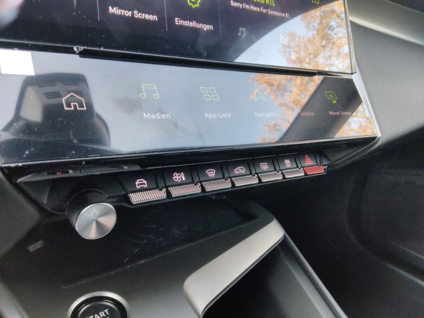 Peugeot 308 - Bild 11