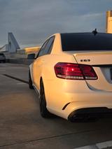 Mercedes-Benz E 63 AMG 4MATIC AMG - gebrauchte Mercedes-Benz E 63 AMG aus dem Jahr 2015