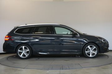 Peugeot 308 - 6