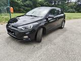 Hyundai i20 1.0 T-GDI 74kW Active Trend Active Trend - Hyundai i20: Schwarz