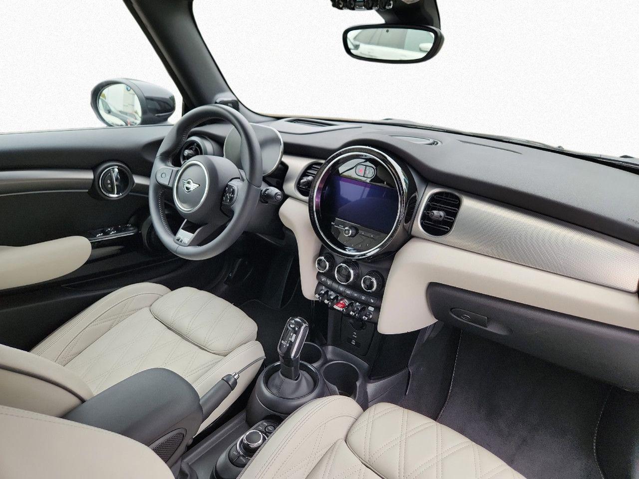 MINI Younique Trim LED DA HUD H/K Kam Bluetooth Navi