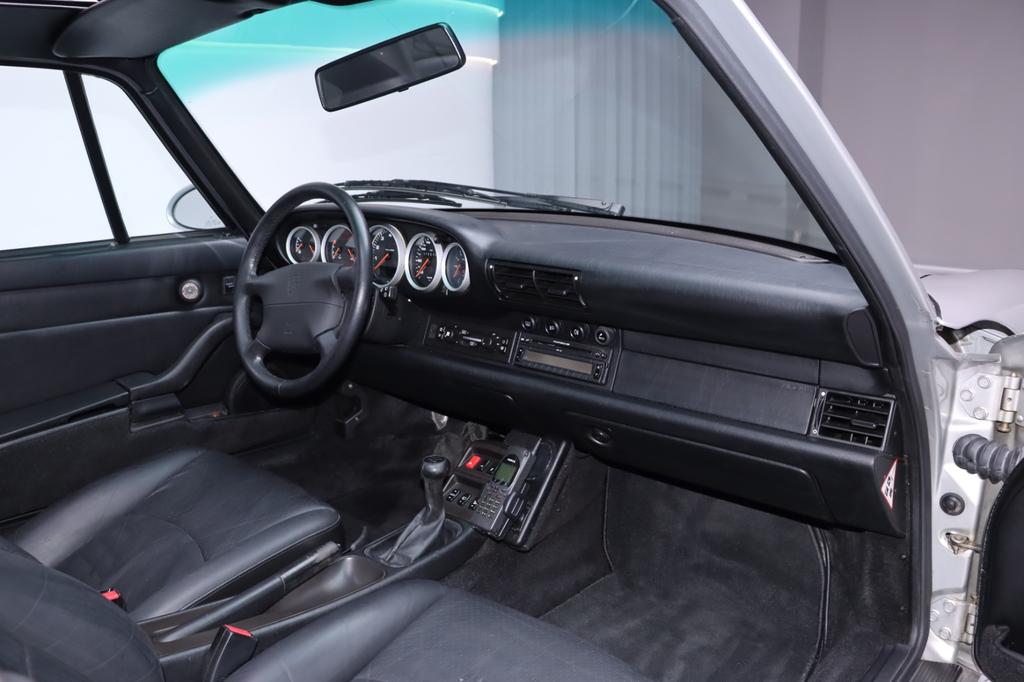 Porsche 993
