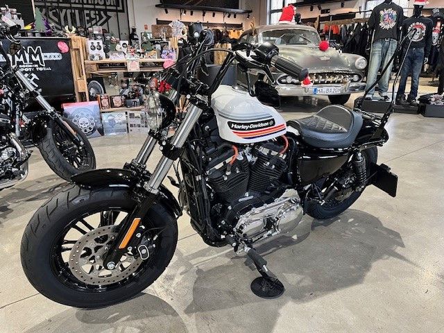 Fahrzeugabbildung Harley-Davidson Forty Eight 1200 Special Miller Auspuff