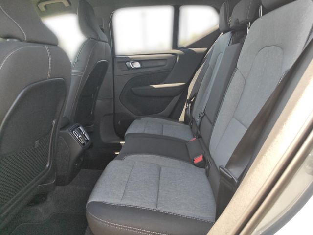 VOLVO XC 40 (Bild 23 von Array)