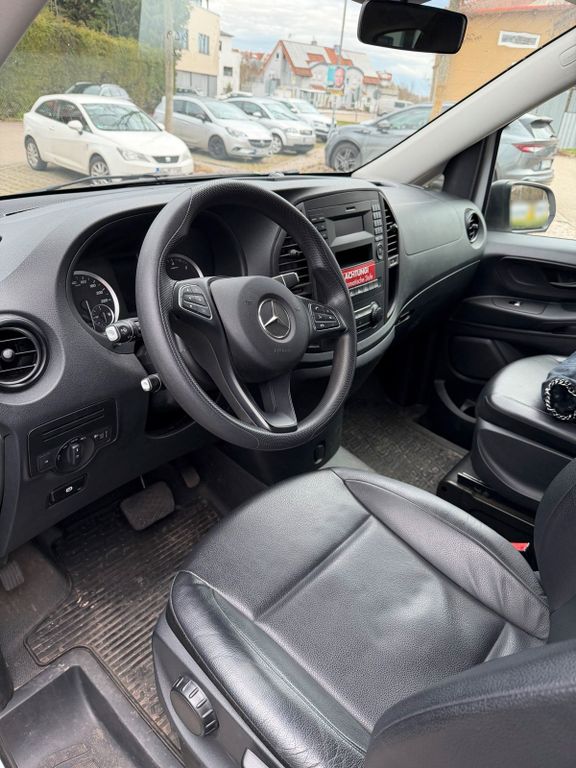 Image of Mercedes-Benz Vito