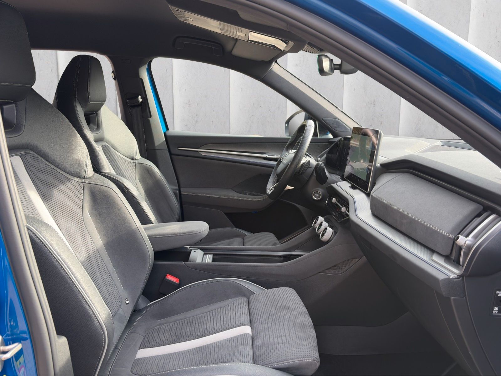 Fahrzeugabbildung SKODA Kodiaq 1.5 TSI DSG*Sportline*7-Sitzer*ViCo*SHZ*