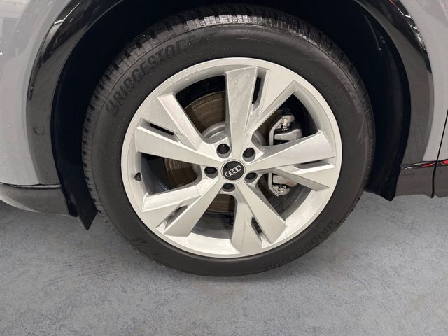 Q4 Sportback e-tron 55 QUATT S-LINE MATRIX+PANO+