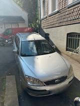 Ford Mondeo - Ford Mondeo aus 2004 mit Diesel-Antrieb