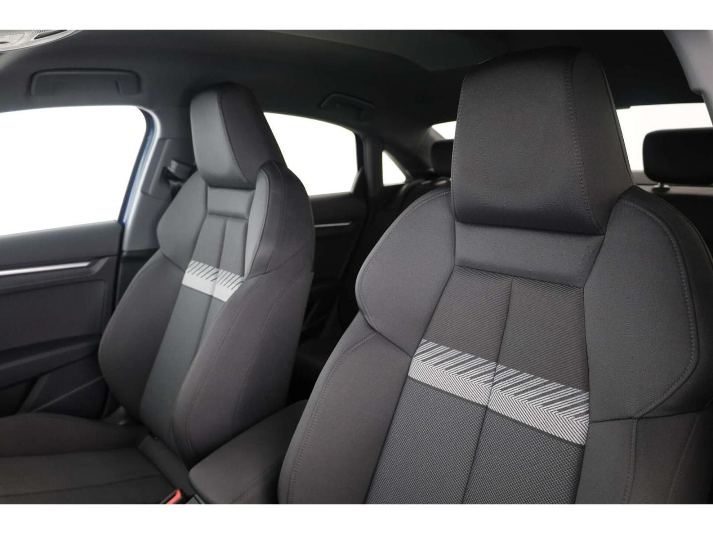 Audi A3 Limousine 35 TFSI S line AHK/NAV/Opt.Schwarz+, миниатюра 10