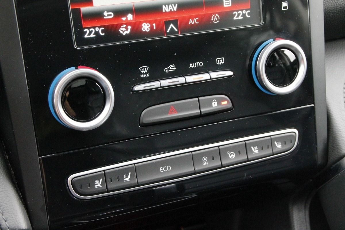 Fahrzeugabbildung Renault Koleos INITIALE PARIS BLUE dCi 185 4WD X-tronic