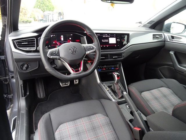 Polo 2.0 TSI GTI DSG - IQ.DRIVE / Matrix