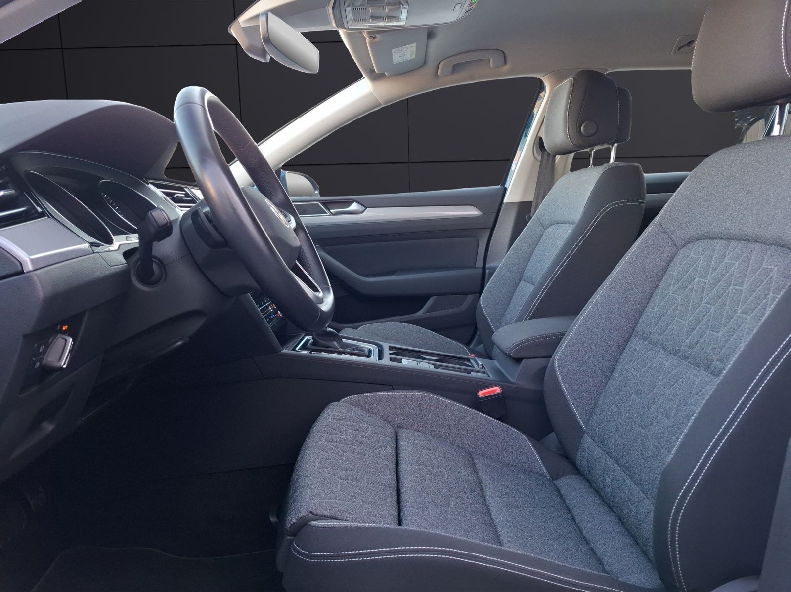 Fahrzeugabbildung Volkswagen Passat Variant TSI Business DSG Matrix Navi ACC