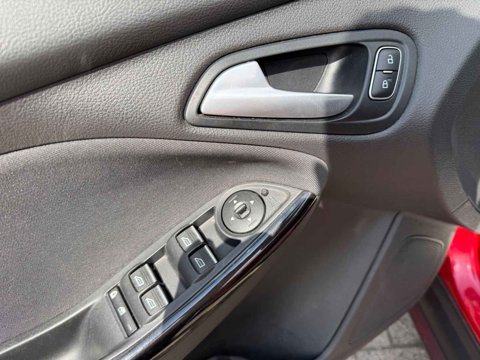 Focus Turnier Titanium*2.0-TDCI*150-PS*EURO-6*NA
